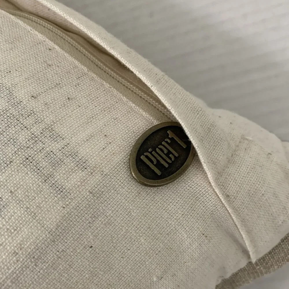Pier 1 pier throw